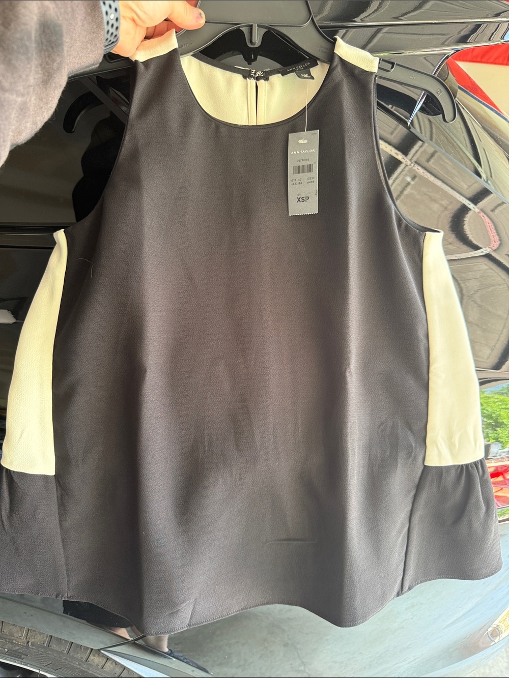Ann Taylor Black Sleeveless Peplum Shell with Cream Lining